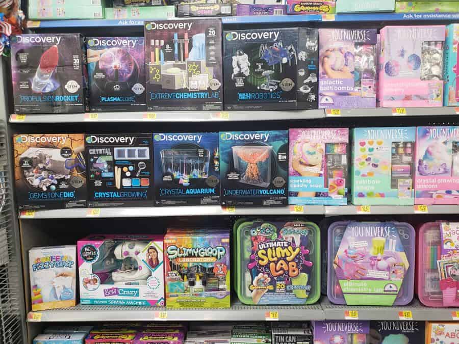 检查装置气密性的视频 toys and STEAM kits on store shelves