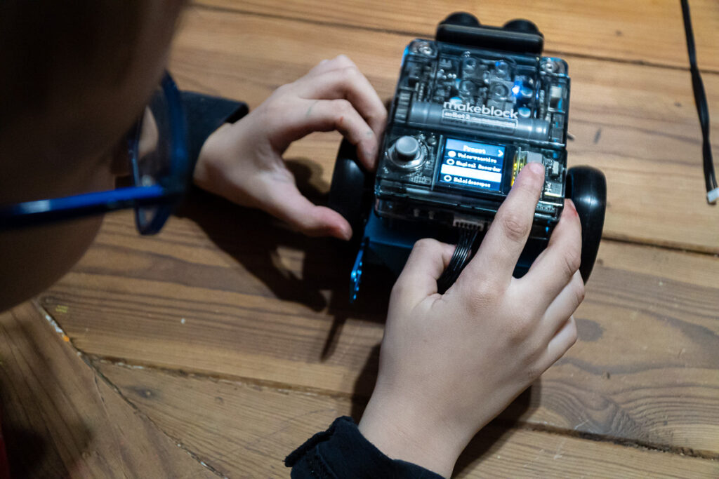 CyberPi unit snaps into the mBot Neo